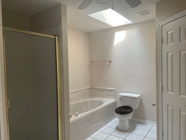 Photo - 5 Stonewall Ct Unit B