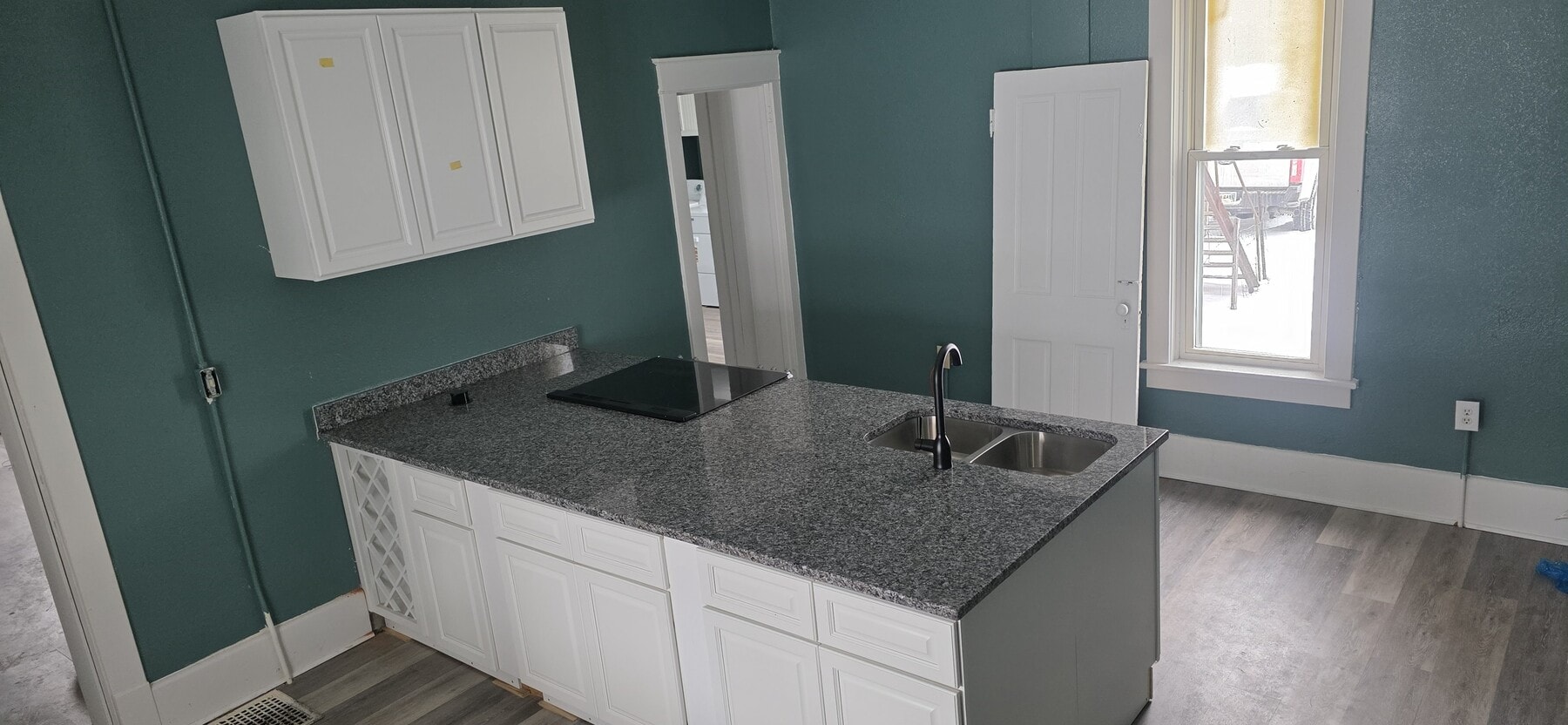 Photo - 402 N Washington St