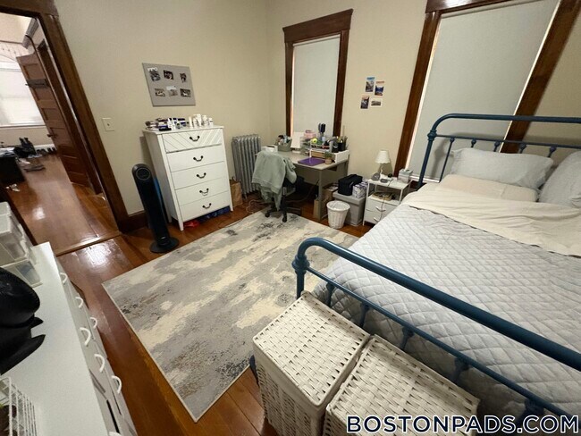 61 Ossipee Rd Unit 1