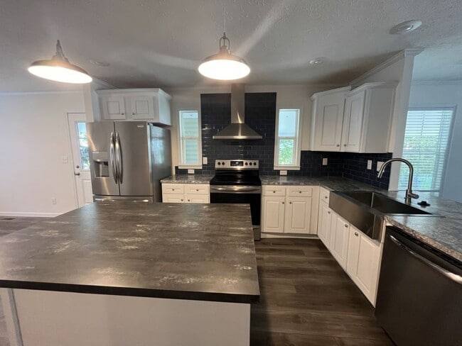 Photo - 10 Coachlight Ct
