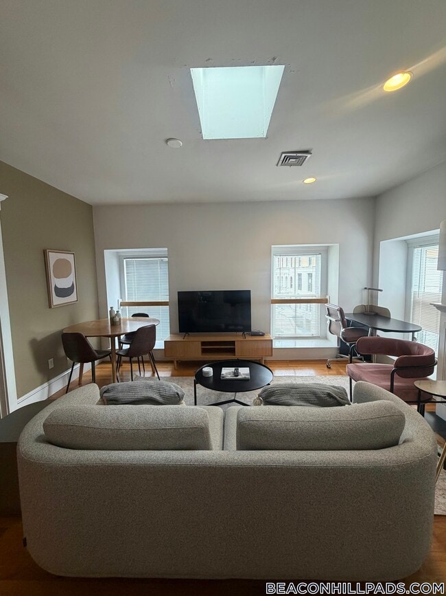 Photo - 14 Derne St Unit 3