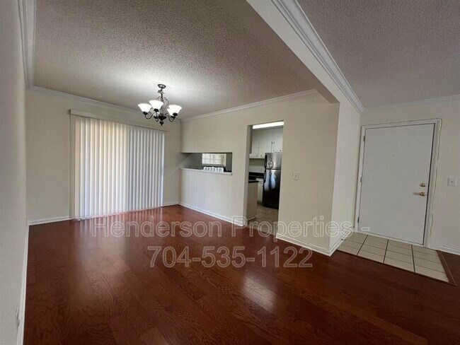 2632 Park Rd Unit H