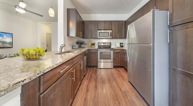 2BD, 2BA - 1180SF - Kitchen