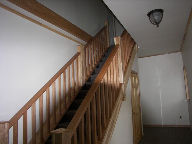 Photo - 139 S Esselstyne St Unit 139