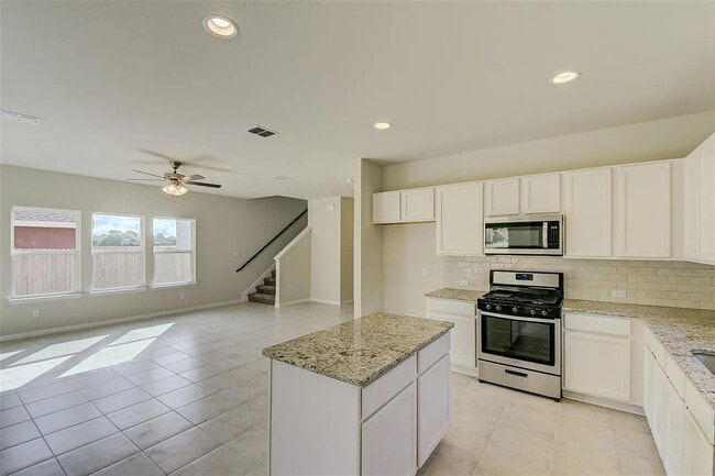 Photo - Room in House on Spinnaker Loop
