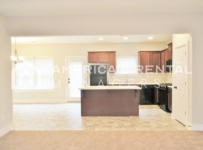 Photo - Town Home for Rent in Chelsea... Available...