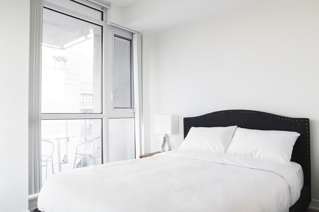 Photo - 199 Richmond St W Unit ID1222989P