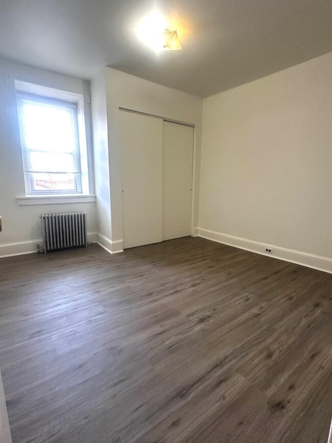 Photo - 381 W Ridge Pike