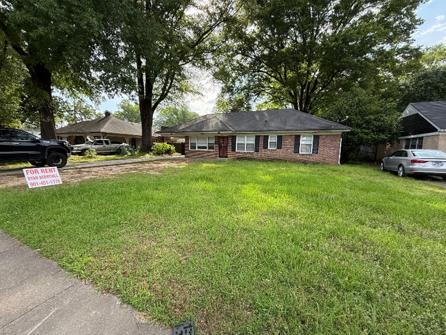 Photo - 1644 S White Station Rd House