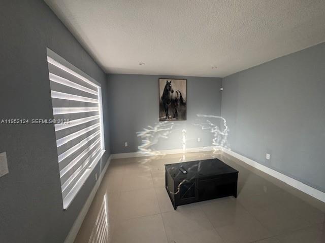 Photo - 5615 NW 176th St