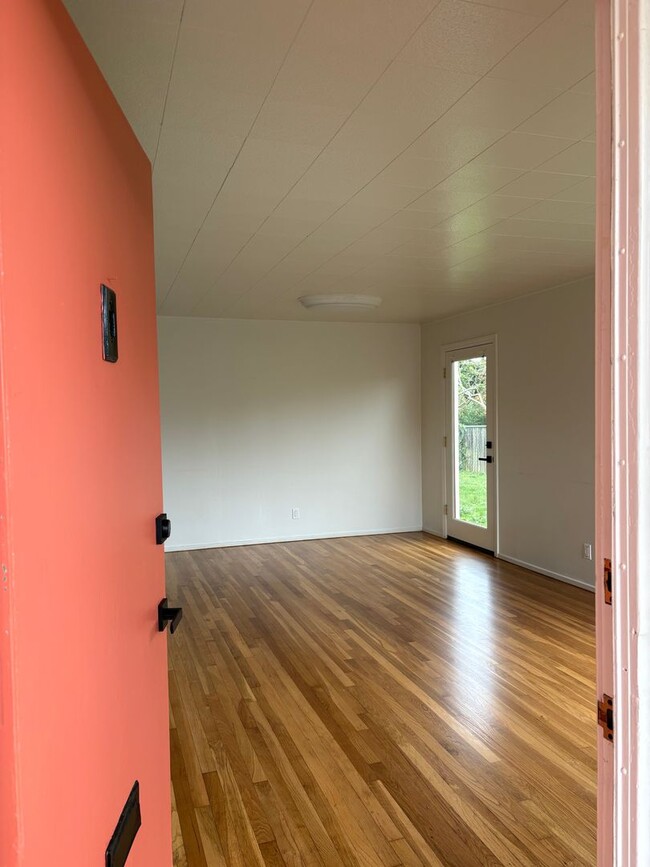 Photo - 3 Bed One Bath House