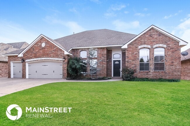 Building Photo - 8820 NW 120th St