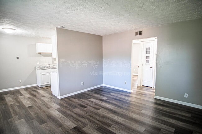 Photo - 129 Hillcrest Dr Unit 8