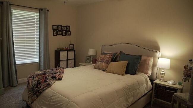 106 Reserve Ln Unit 106