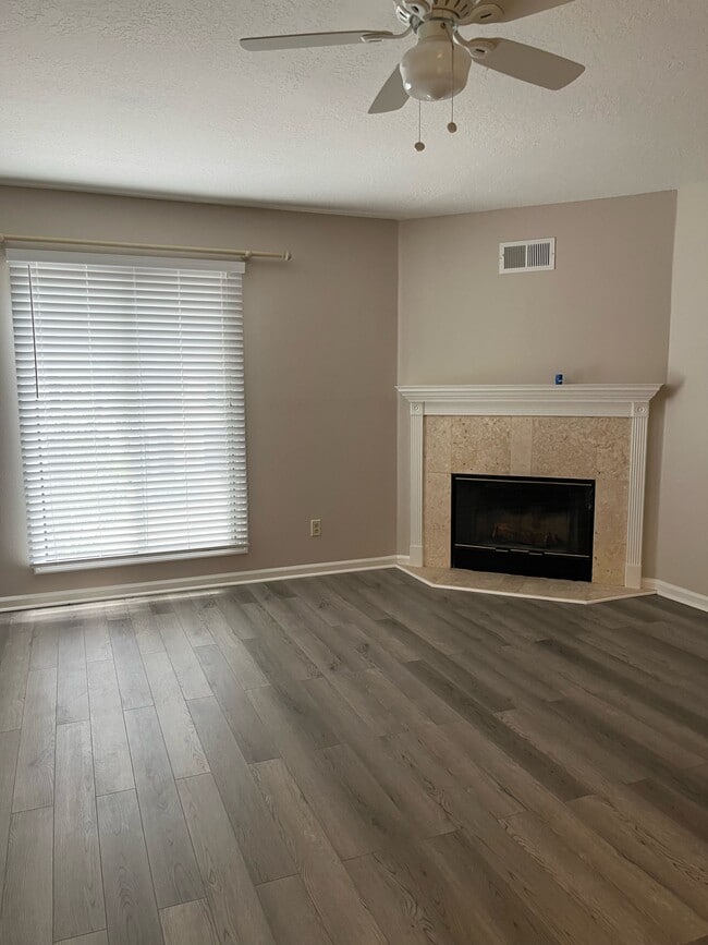 Photo - 4738 Westwind Ct