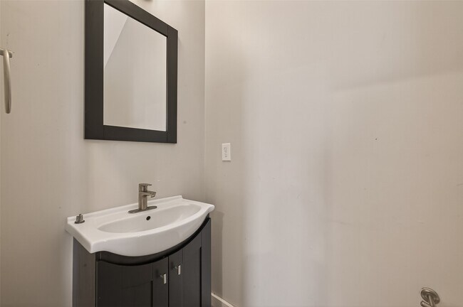 Photo - 1819 South St