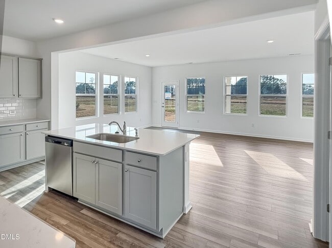 Photo - 5827 Millstone Wy