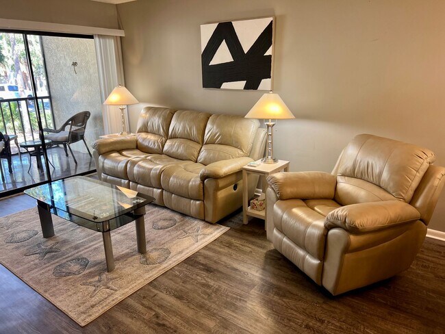 Photo - Parkside 15178-103 Unit 15178 Parkside Drive, 103