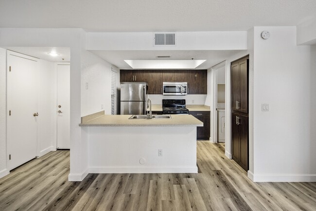 VIA 21 - VIA 21 Apartments