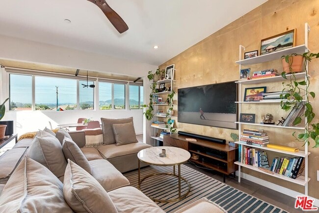 Photo - 3121 Verdugo Pl