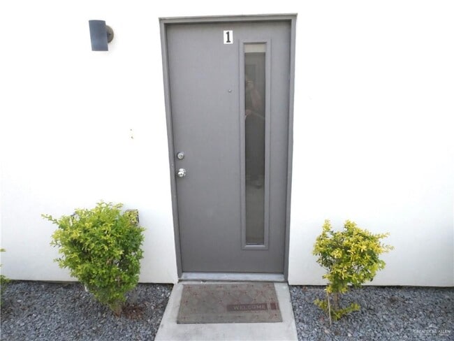 Photo - 23 East St Unit 1