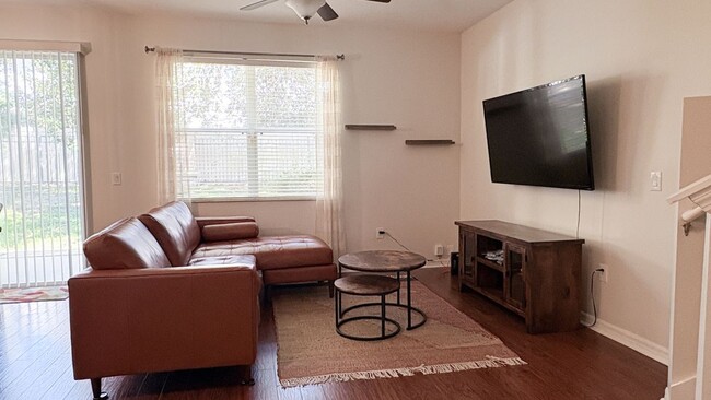 Photo - 2009 Beachberry Ln