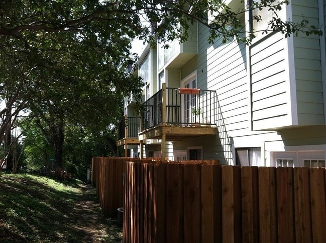 Photo - 1600 West Ave Unit 16