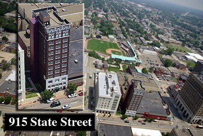 Photo - Palace Center