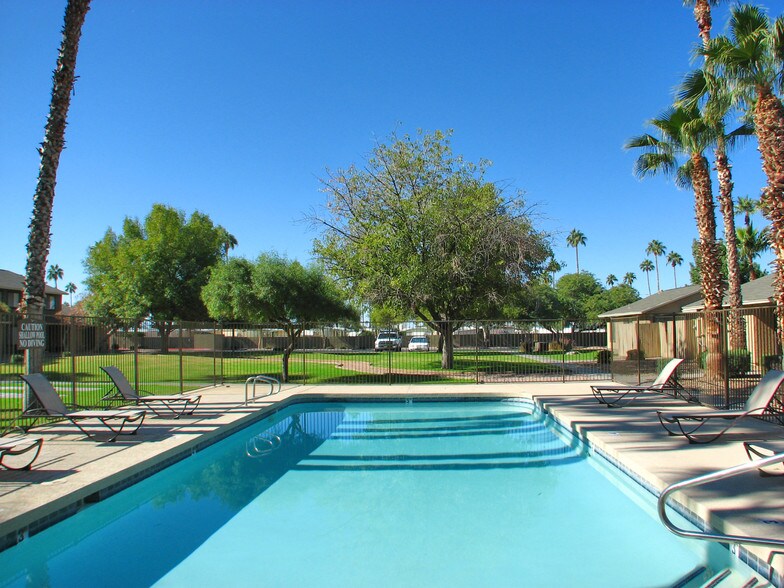 Falcon Glen Apartments For Rent in Mesa, AZ