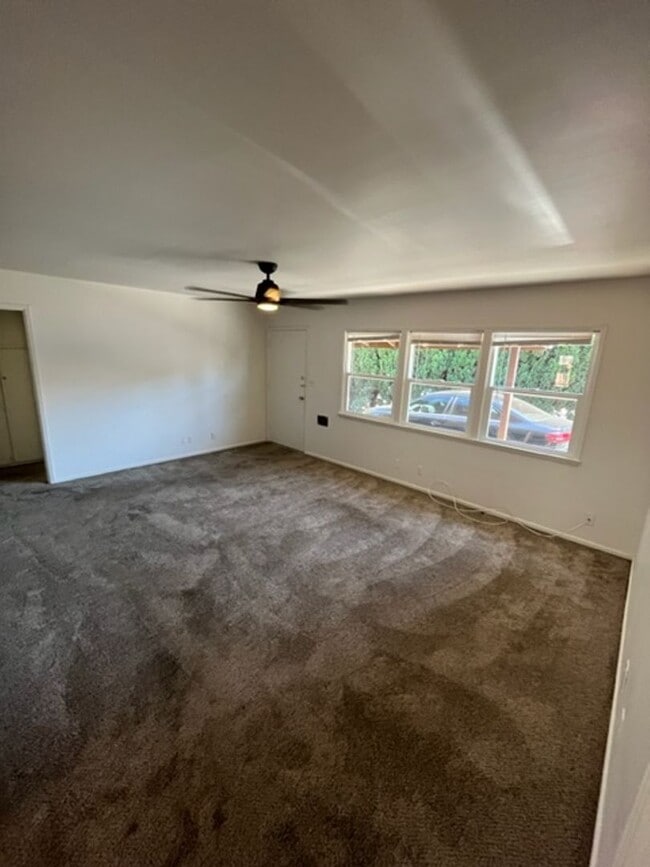 Photo - 132-136 Stenner St Unit 136