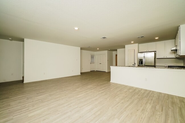 Photo - 13835 Goat Cv