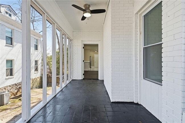 Photo - 395 8th St NE