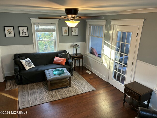 Photo - 1212 10th Ave