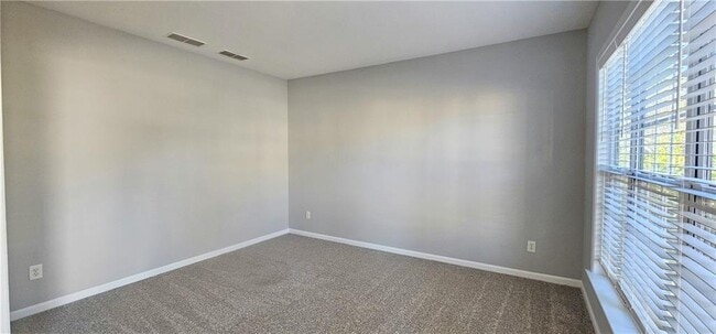 Photo - 350 Gaines Oak Way