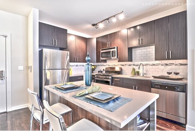 Building Photo - 1 Repton Pl Unit 1223