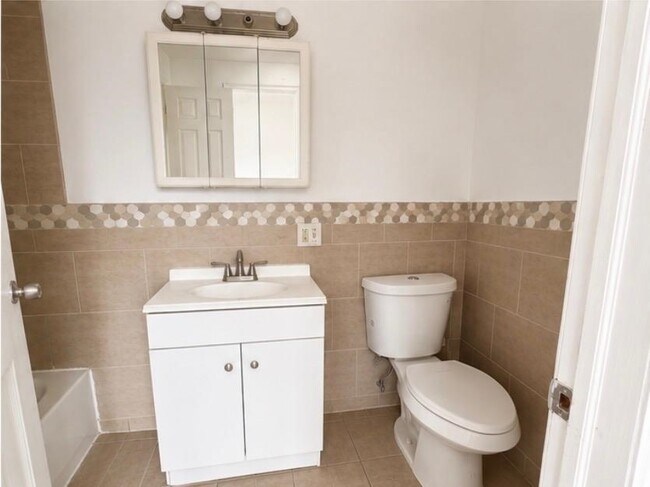 Photo - 408 M.L.K. Drive