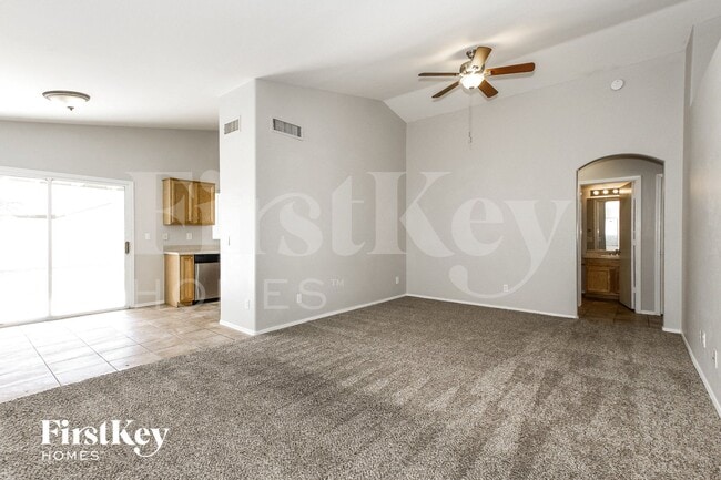 3609 W Tina Ln
