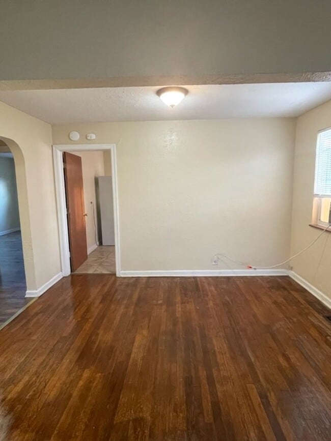Photo - Great 2 bedroom Near Ritter Park in Huntin... Apartamento Unidad 1