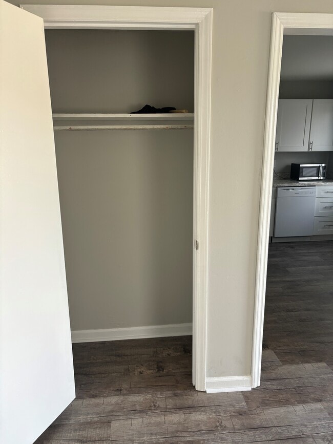 Photo - 753 Bluff City Hwy Unidad A2