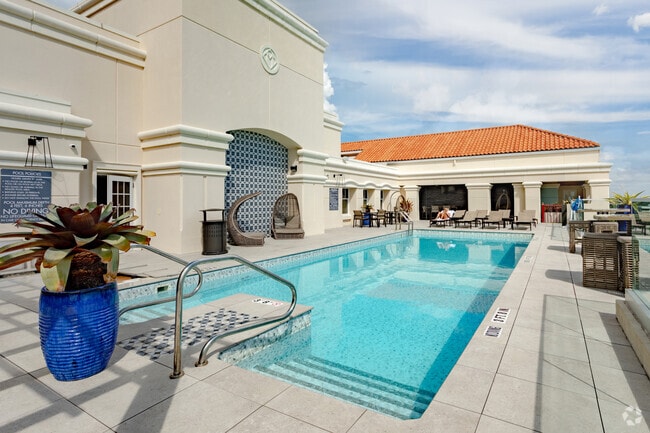 Swimming Pool - Mizner Park Apartments