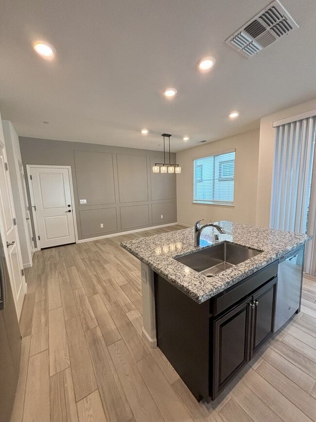 Photo - Beautiful Roseville House