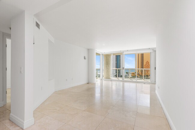 Photo - 16400 Collins Ave Unit 942