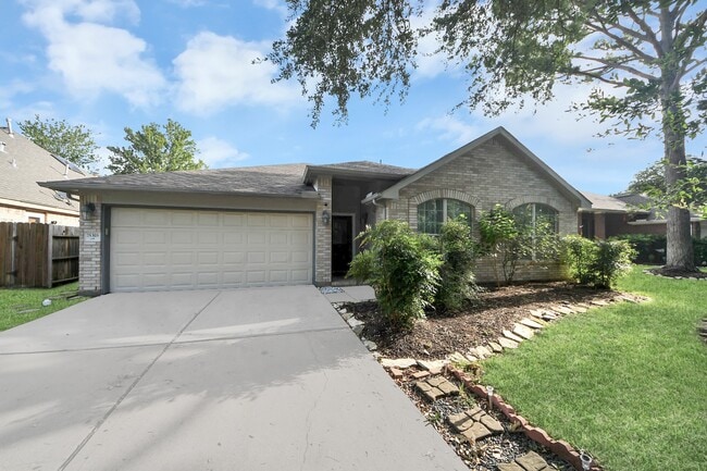 Building Photo - 18318 Farriswood Ct
