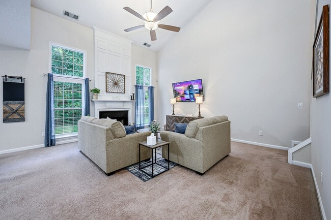 Photo - 206 Persimmon Tr Unit SI ID1234822P