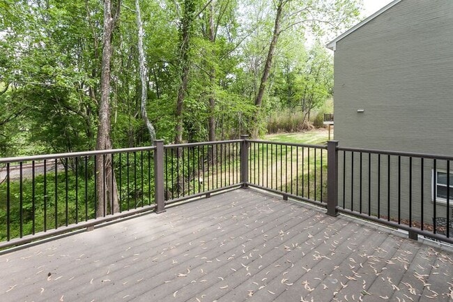 Photo - 249 Stribling Ave Unidad A