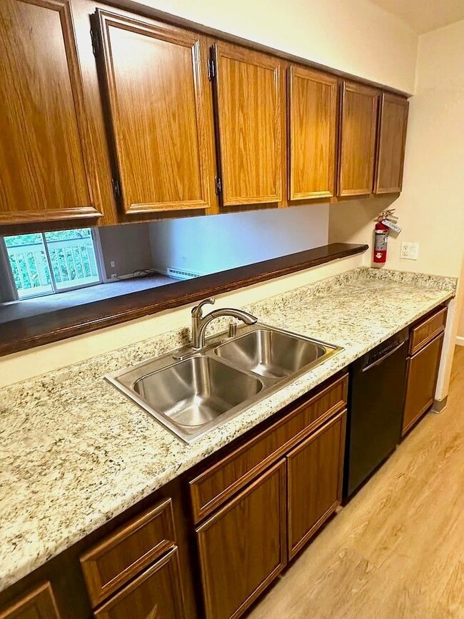 Photo - E 11th Avenue Unidad 15