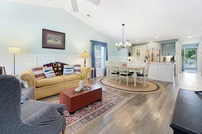 Photo - 719 Blue Stem Dr Unit ID1253370P