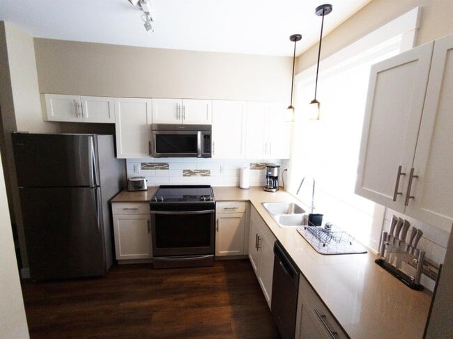 Building Photo - 2 bedroom in Kitimat BC V8C 2N9