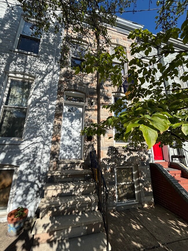 Building Photo - 1404 Woodall St Rental