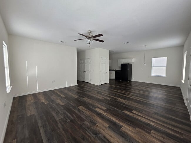 Photo - 6306 Lacey Oak Dr